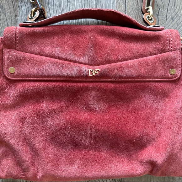 D&V Diane Von Furstenburg Chain Crossbody Bag - Picture 12 of 13